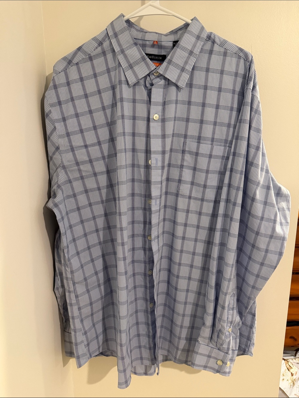 Van Heusen Blue Plaid Long-Sleeve Dress Shirt
